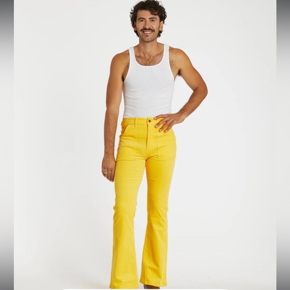 HAMMIES Bell Bottom Stretch Corduroy Size 32 in Yellow EUC 135 - Picture 2 of 8